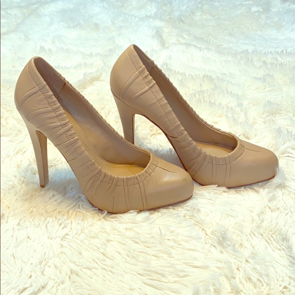Aldo Tan Heels